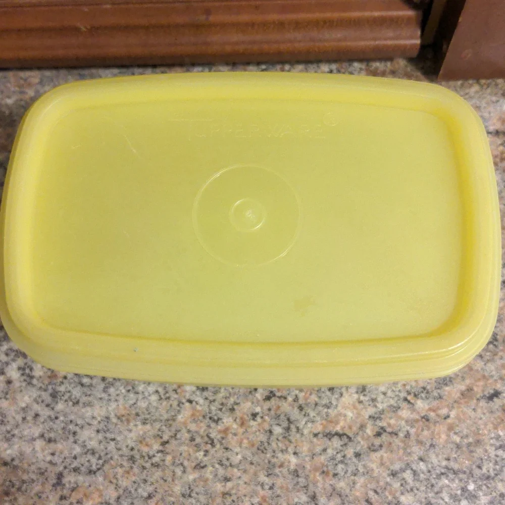Vintage Tupperware Shelf Saver 1243-6 and Tupperware Gravy Shaker Cup 844-3